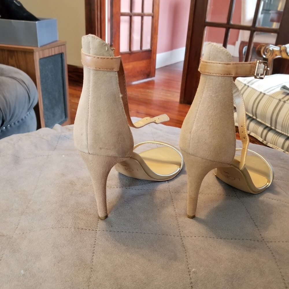 Loft Heels - Picture 2 of 4